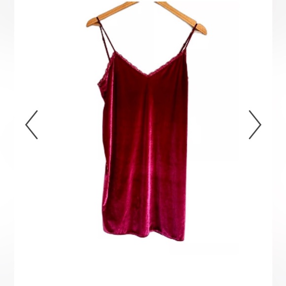 Victoria's Secret burgundy Velvet Chemise XL - Picture 3 of 3